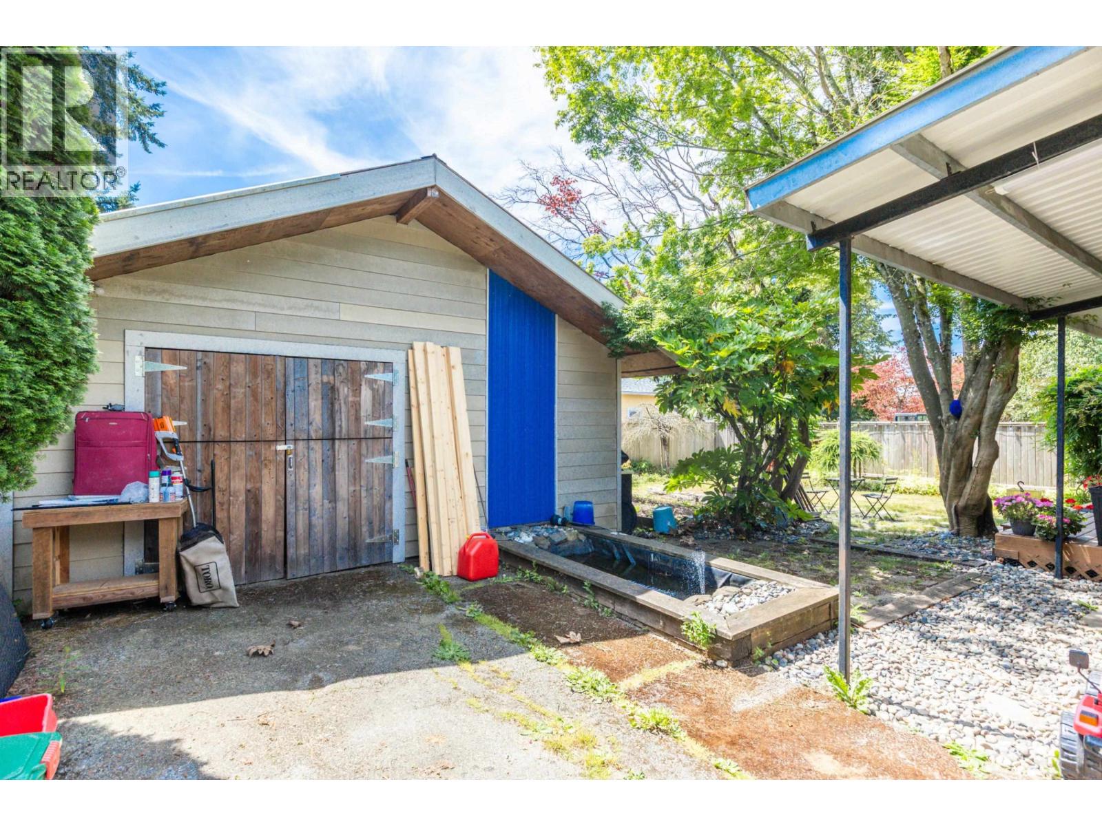Photo 17 of 20514 Westfield Avenue, Maple Ridge BC