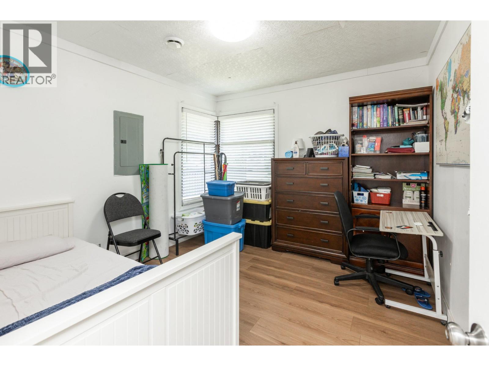 Photo 12 of 20514 Westfield Avenue, Maple Ridge BC
