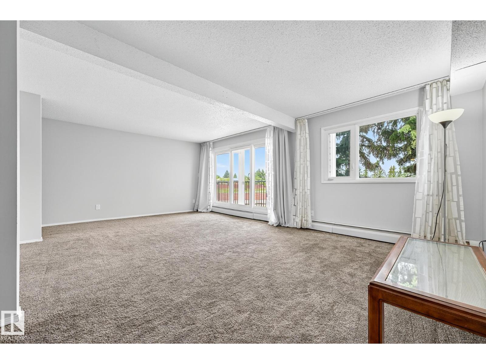 Photo 11 of 305 4404 122 St Nw, Edmonton AB