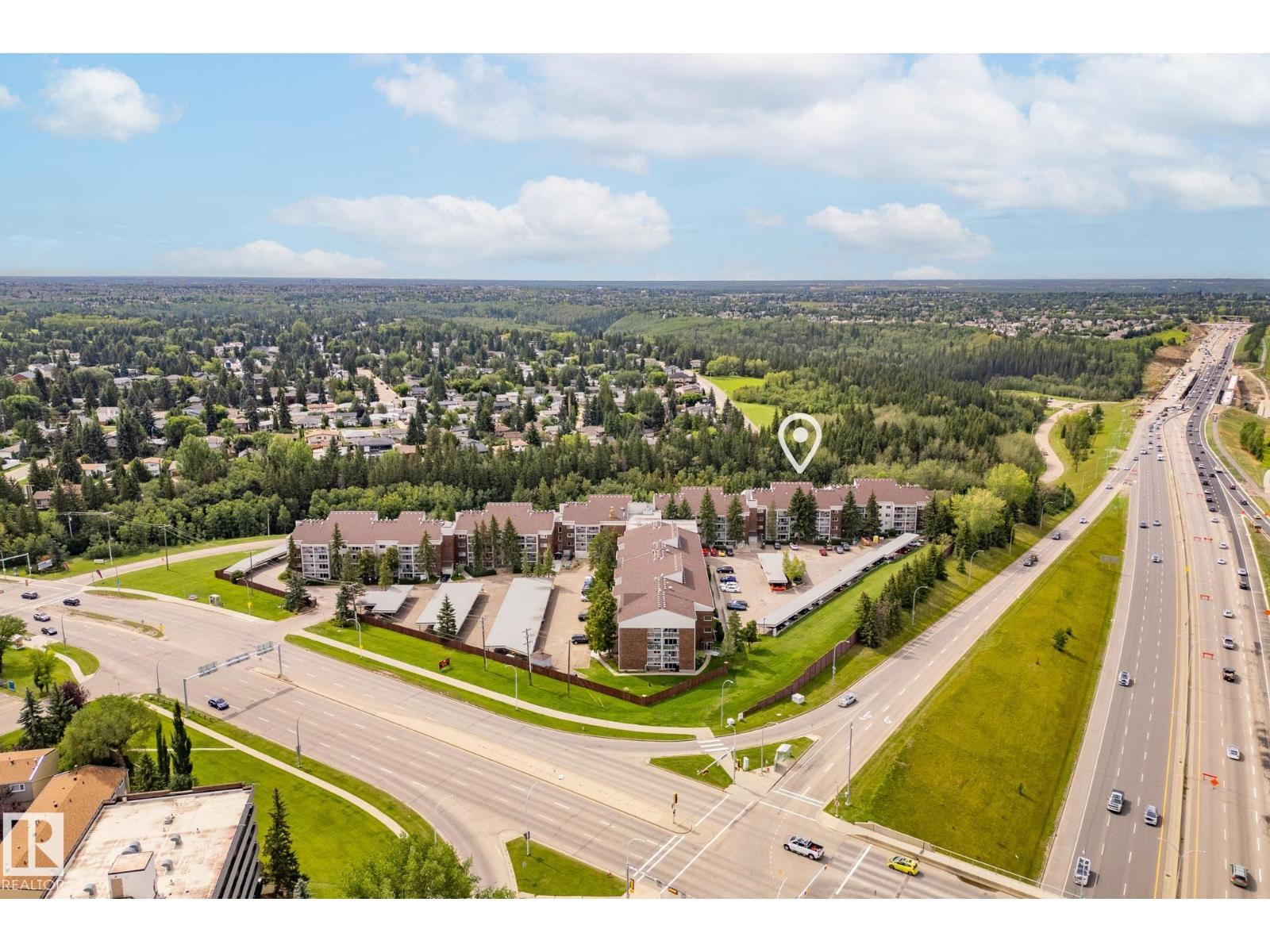 Photo 40 of 305 4404 122 St Nw, Edmonton AB