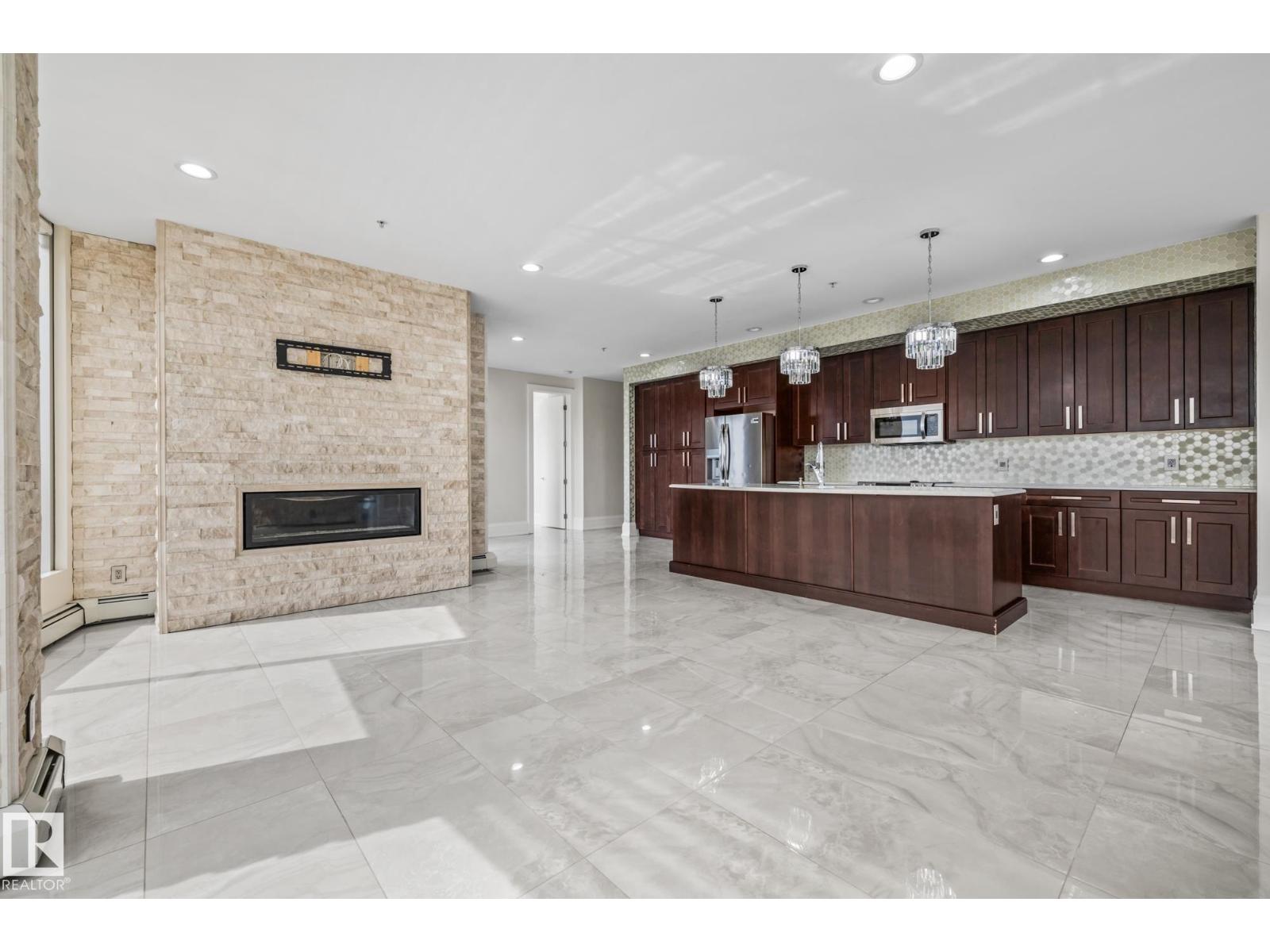 Photo 18 of 3302 10152 104 St Nw Nw, Edmonton AB
