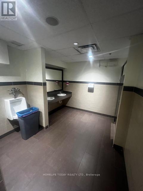 Photo 14 of A 856 Eglinton Avenue E, Toronto ON