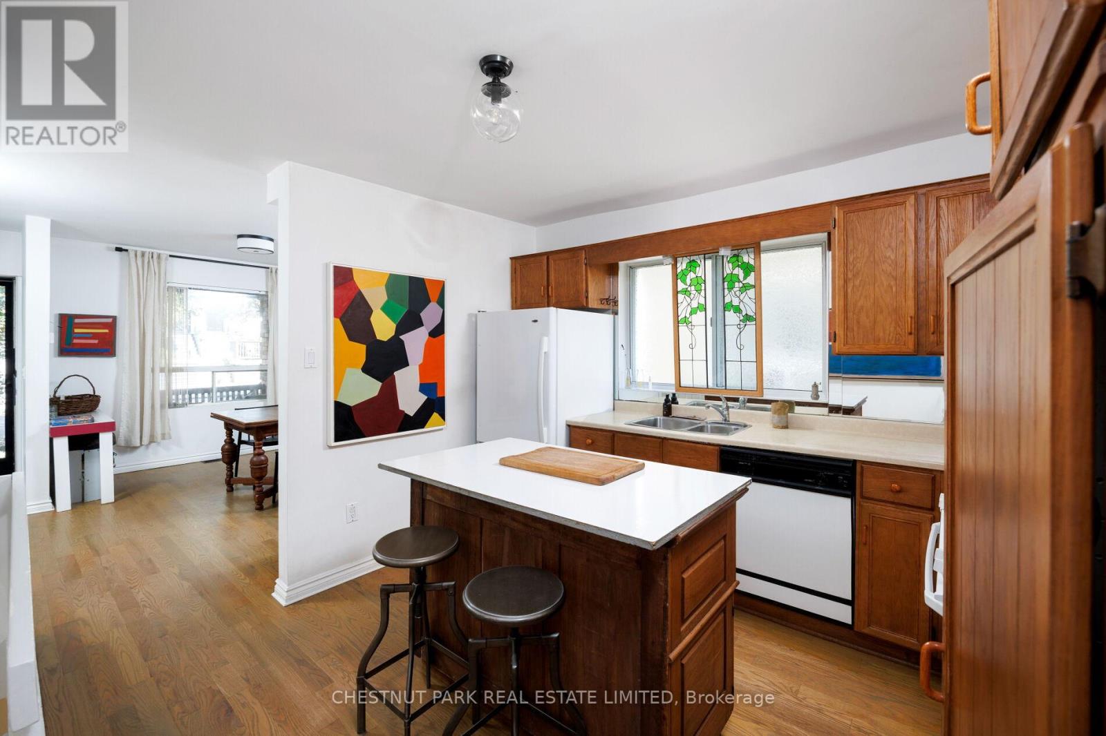 Photo 10 of 83 Merrill Avenue E, Toronto ON