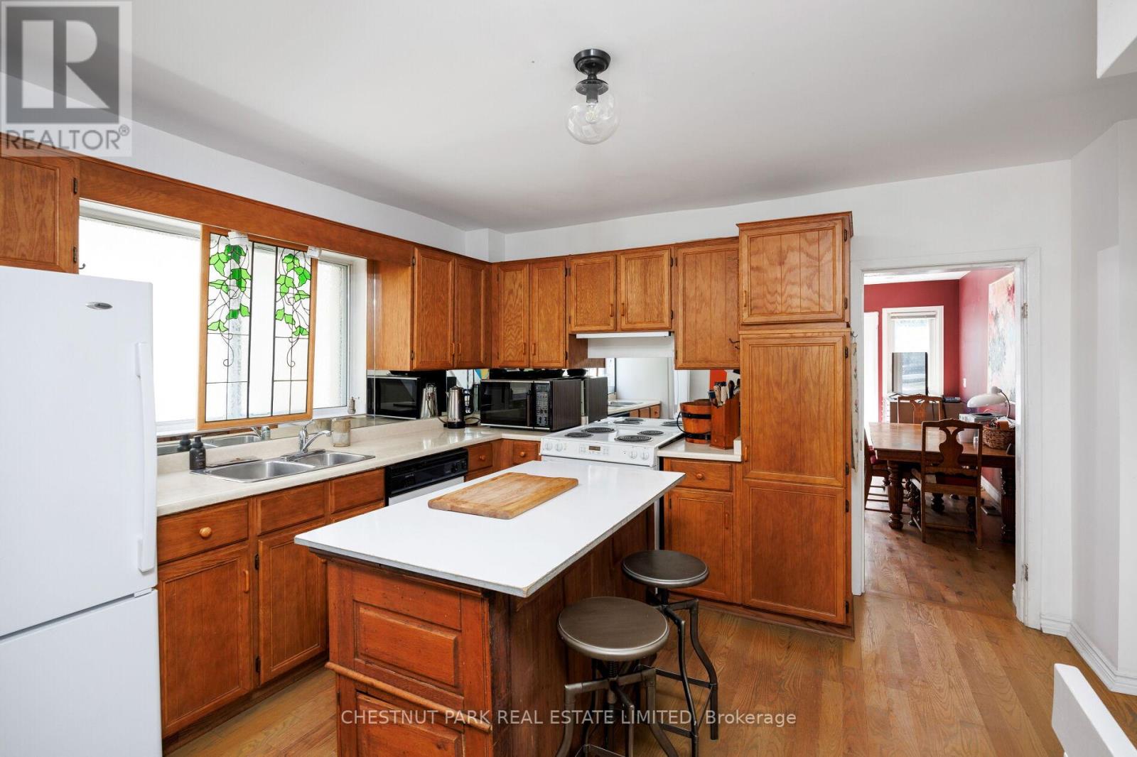 Photo 8 of 83 Merrill Avenue E, Toronto ON