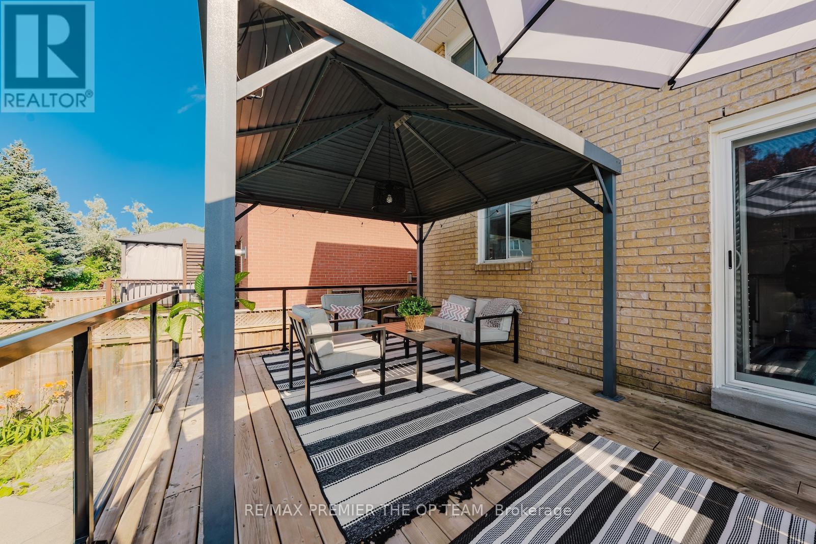 Photo 17 of 12 Donald Wilson Street, Whitby ON