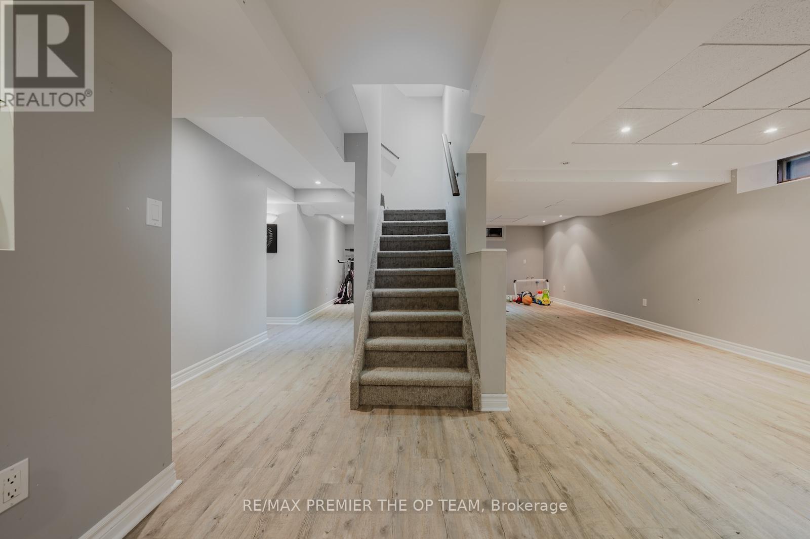 Photo 39 of 12 Donald Wilson Street, Whitby ON