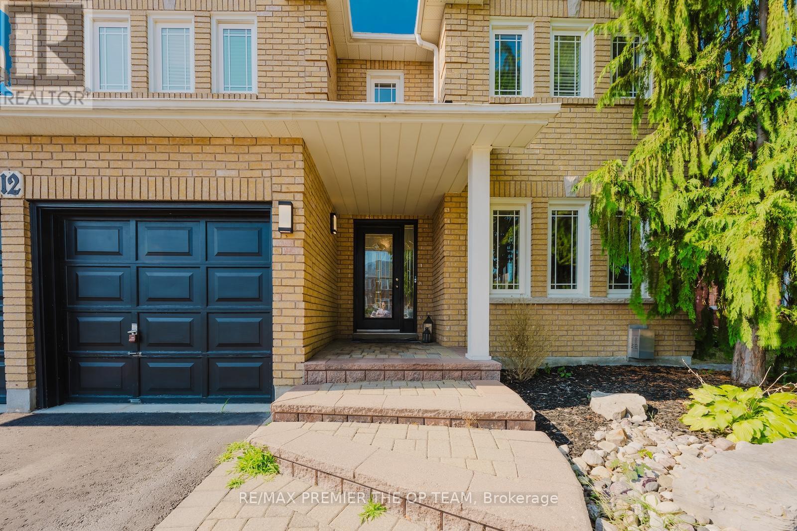 Photo 4 of 12 Donald Wilson Street, Whitby ON