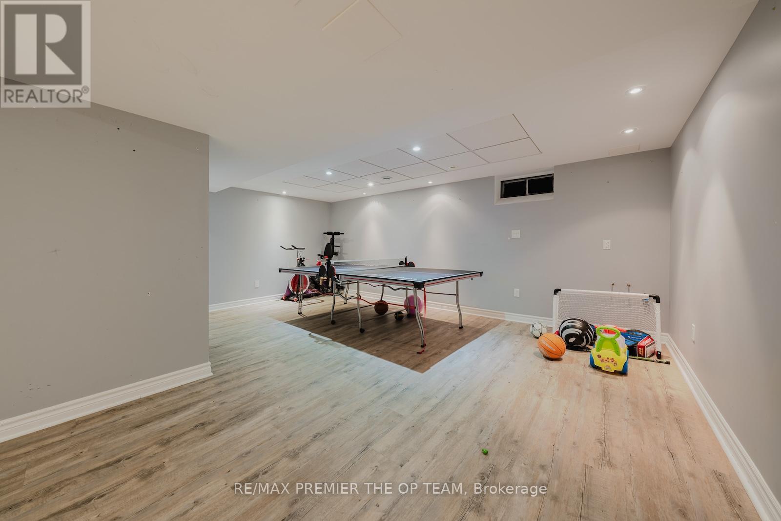 Photo 41 of 12 Donald Wilson Street, Whitby ON
