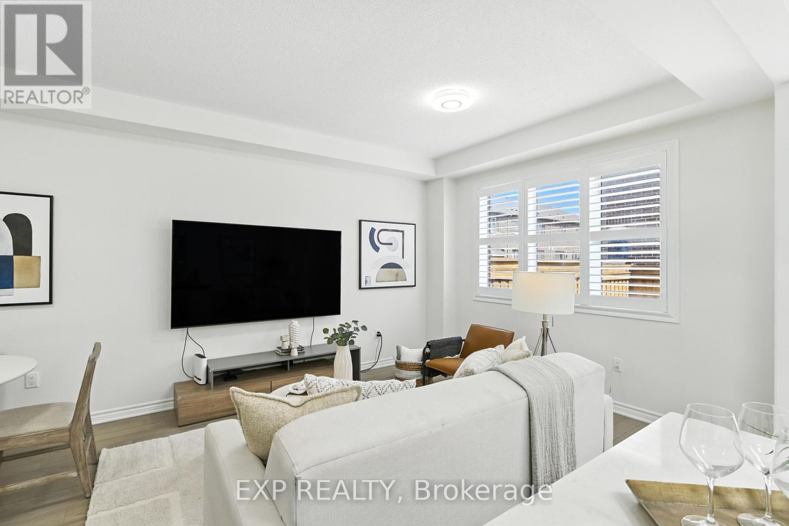 Photo 13 of 3303 Thunderbird Promenade, Pickering ON