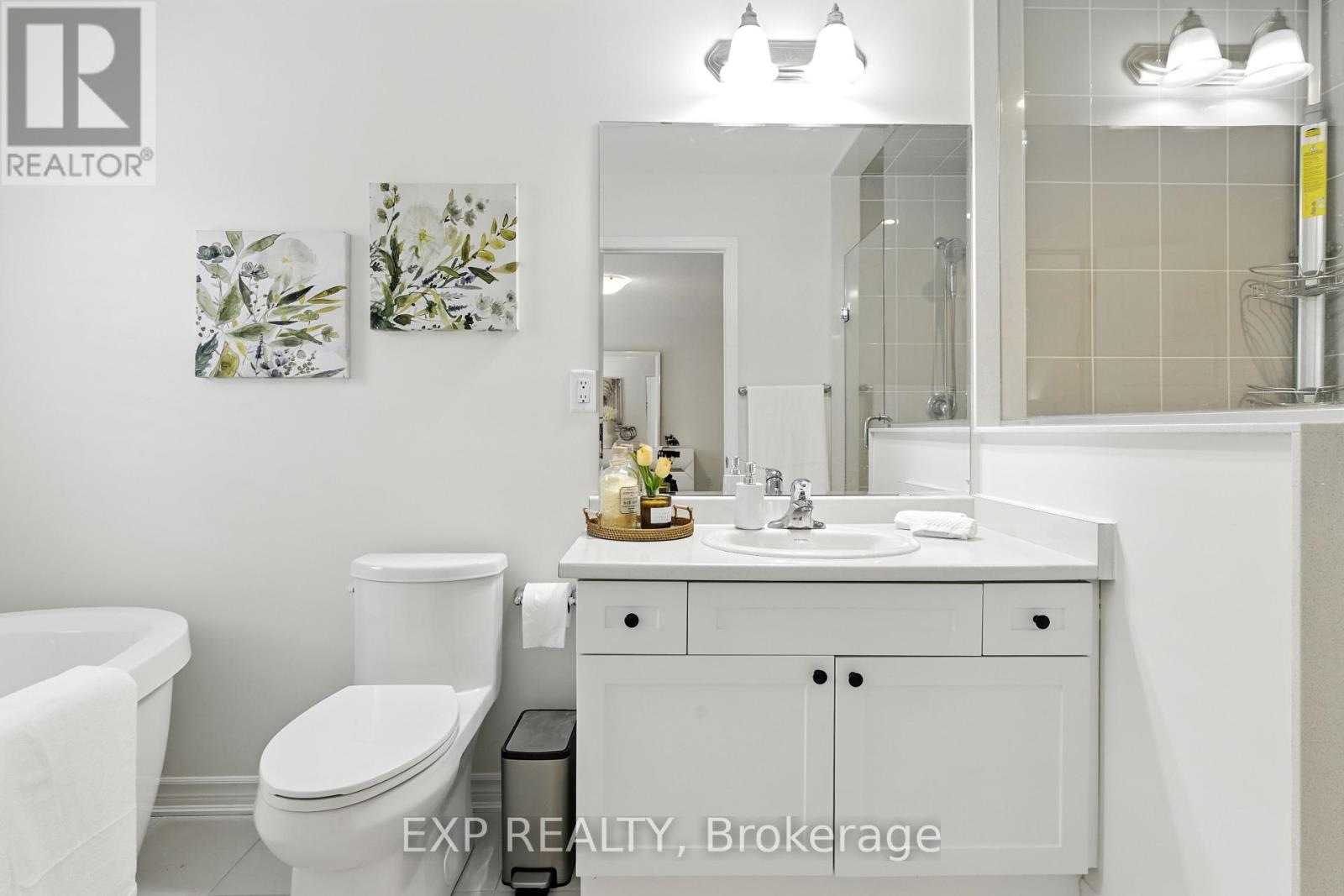 Photo 34 of 3303 Thunderbird Promenade, Pickering ON
