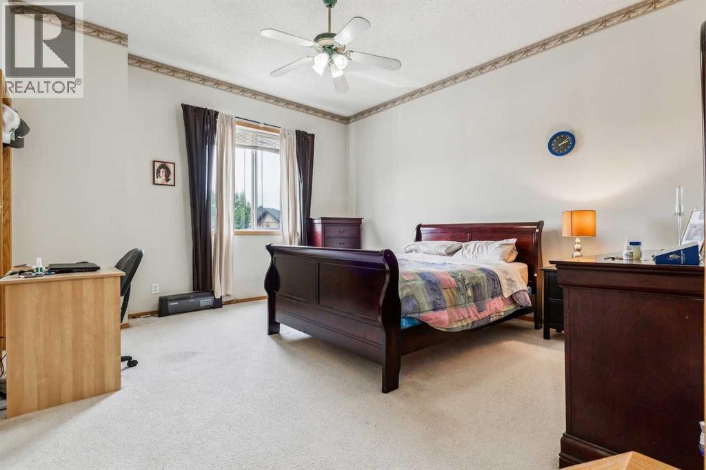 Single Family House for Sale in  Harvest Hills Drive NE Harvest Hills Calgary 