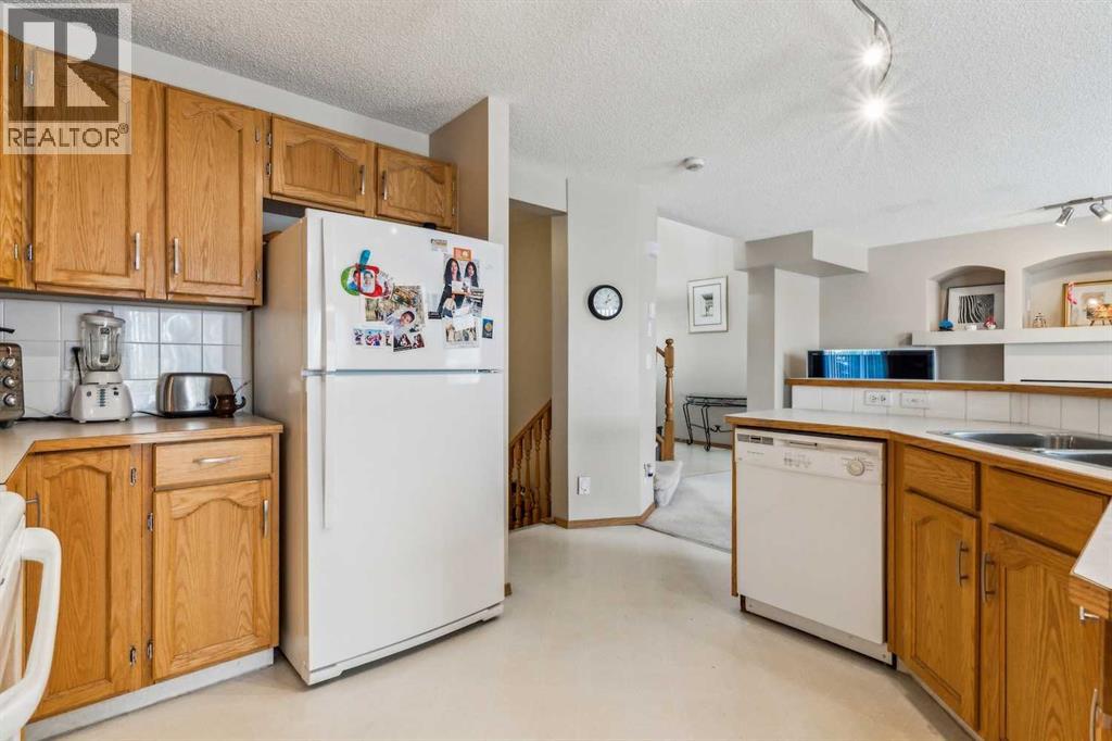 Single Family House for Sale in  Harvest Hills Drive NE Harvest Hills Calgary 