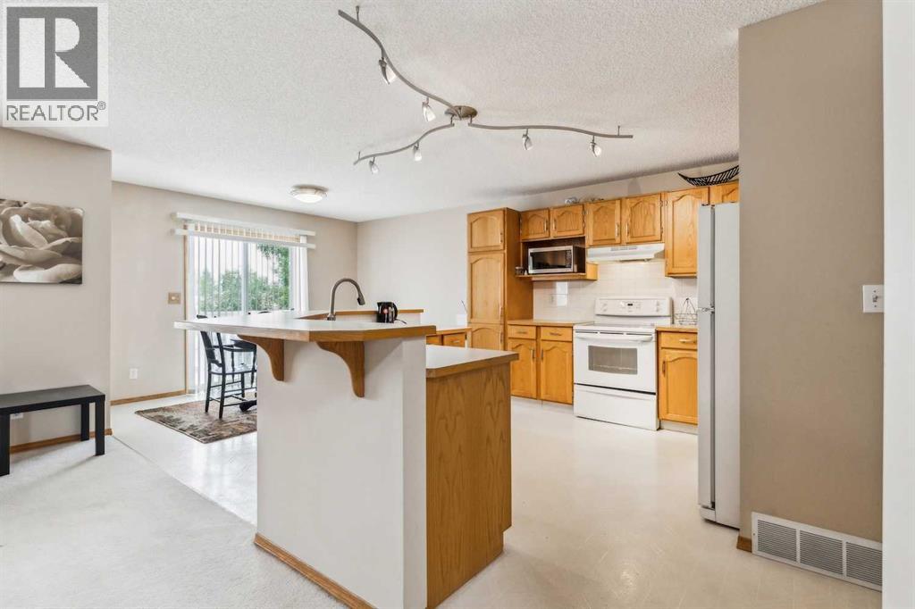 Single Family House for Sale in  Harvest Hills Drive NE Harvest Hills Calgary 
