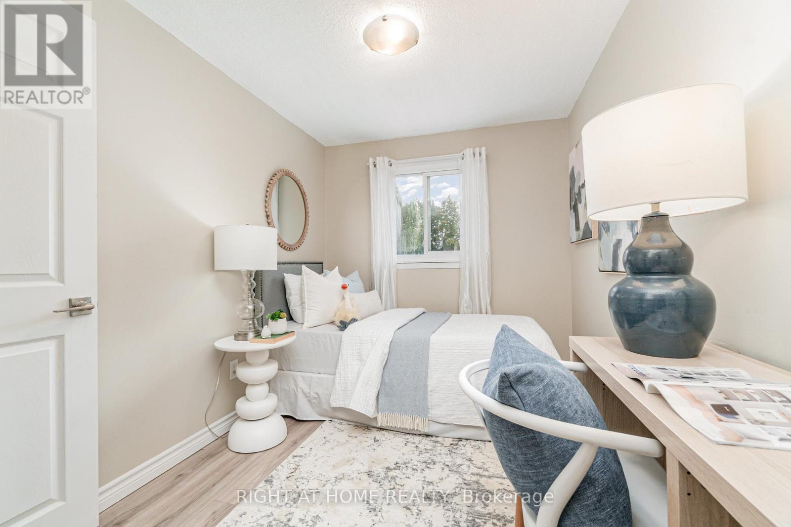 Photo 20 of 50 Roser Crescent, Clarington ON