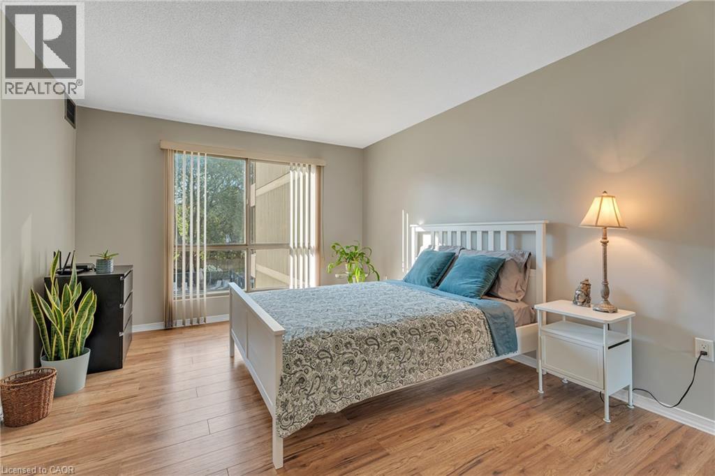 Photo 21 of 1201 North Shore Boulevard E Unit 302, Burlington ON