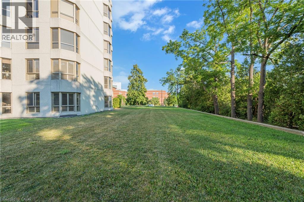 Photo 27 of 1201 North Shore Boulevard E Unit 302, Burlington ON