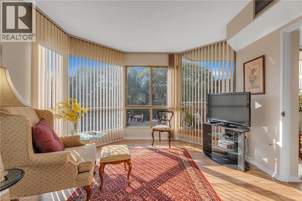 Photo 16 of 1201 North Shore Boulevard E Unit 302, Burlington ON