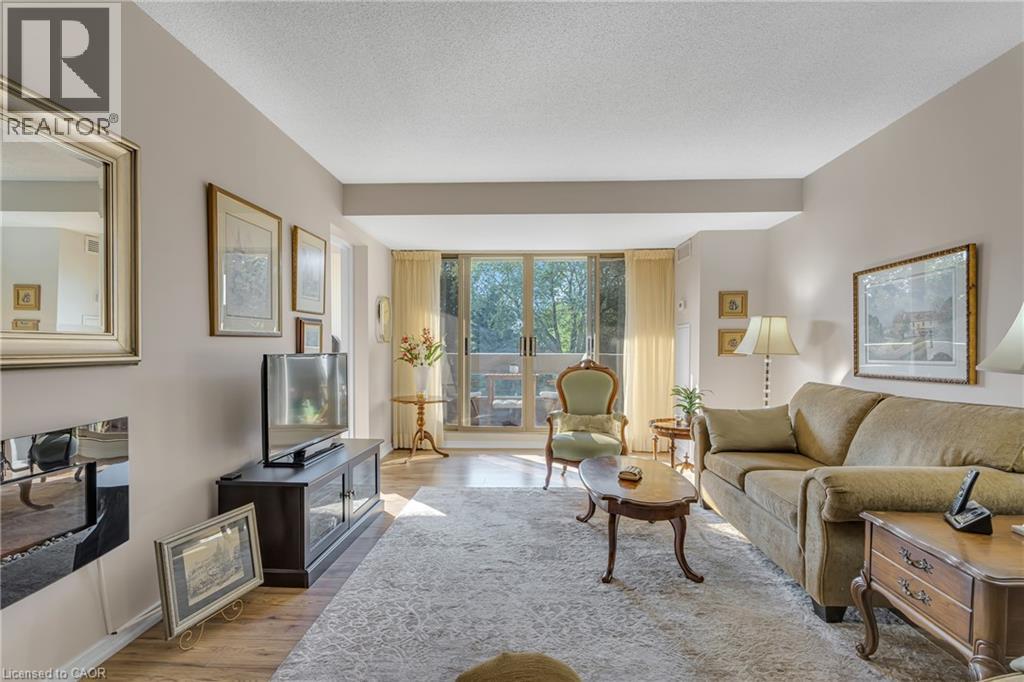 Photo 12 of 1201 North Shore Boulevard E Unit 302, Burlington ON
