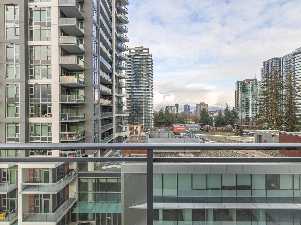 Photo 14 of 802 13325 102 A Avenue, Surrey BC