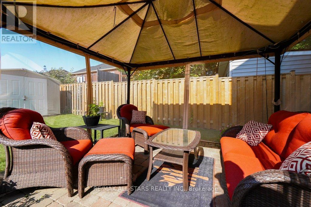 Photo 38 of 67 Rosena Lane, Uxbridge ON