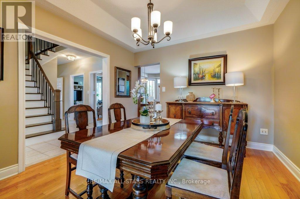 Photo 6 of 67 Rosena Lane, Uxbridge ON