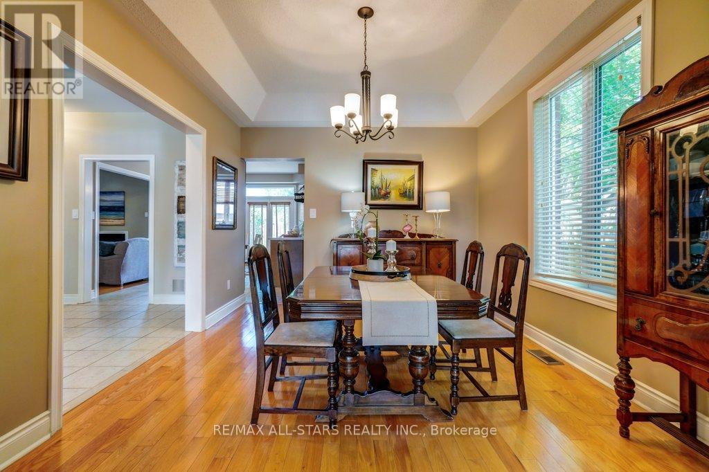 Photo 7 of 67 Rosena Lane, Uxbridge ON