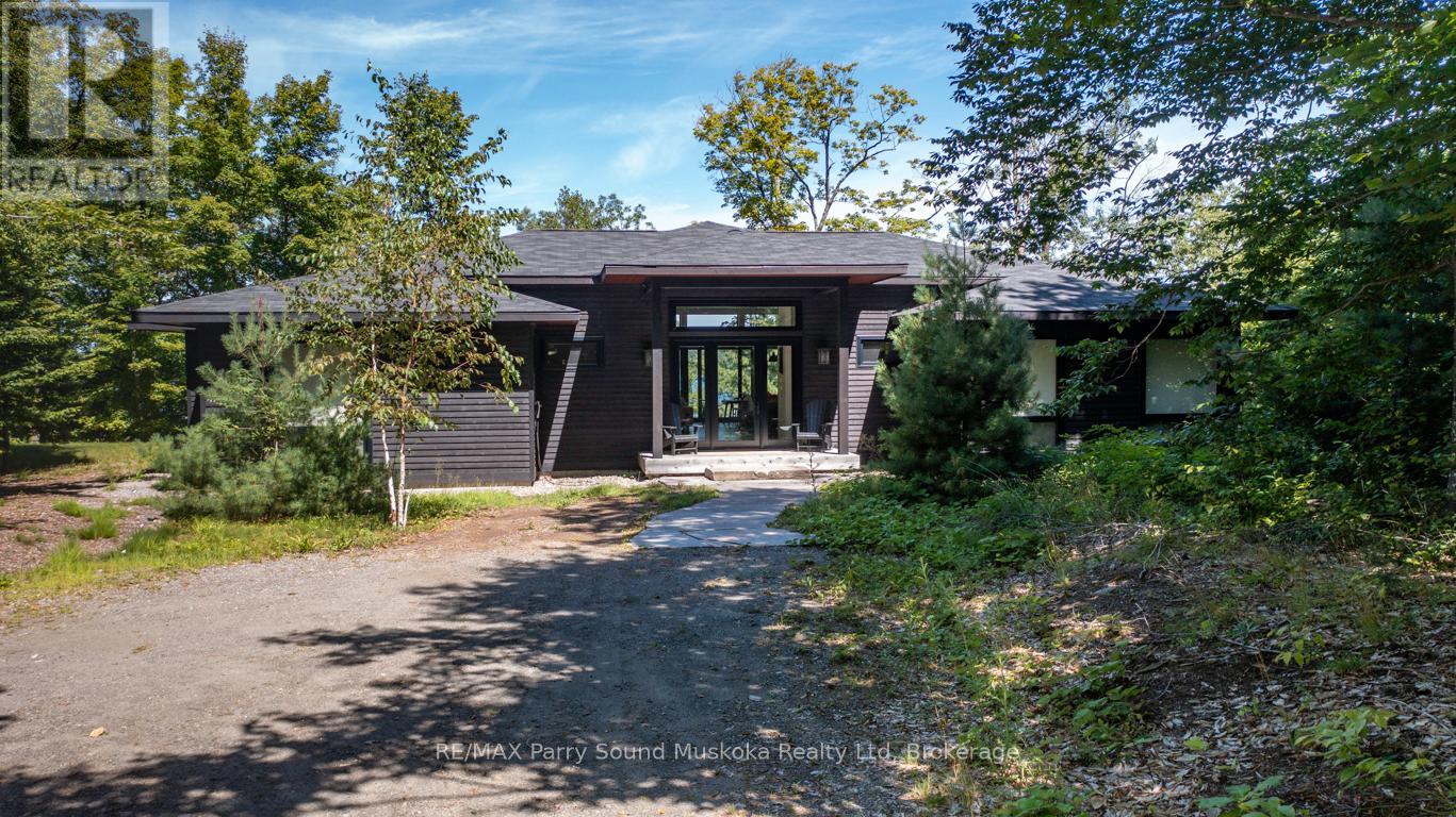 Photo 45 of 309 141 Highway, Seguin ON