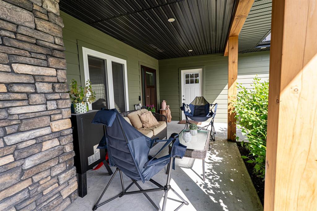 Photo 21 of 16 Mullberry Bay, Mitchell MB