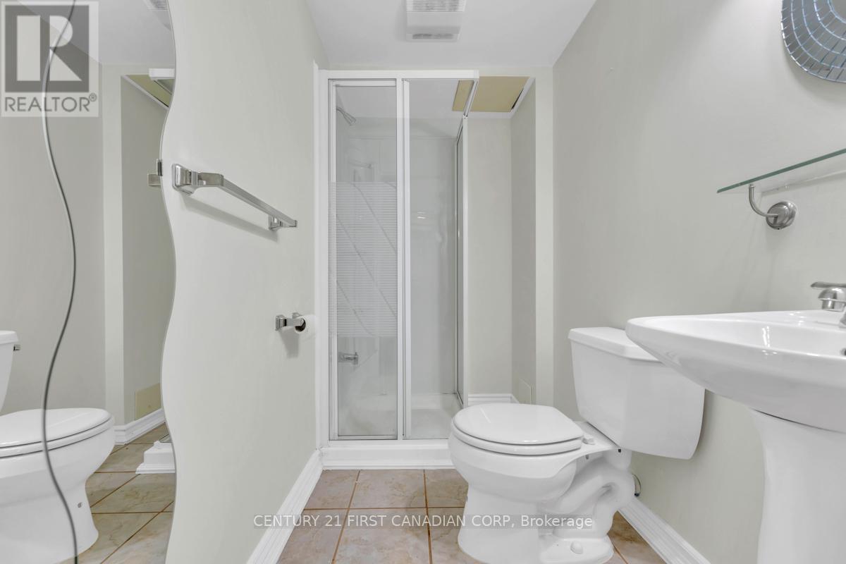 Photo 13 of 115 Josselyn Drive, London South ON