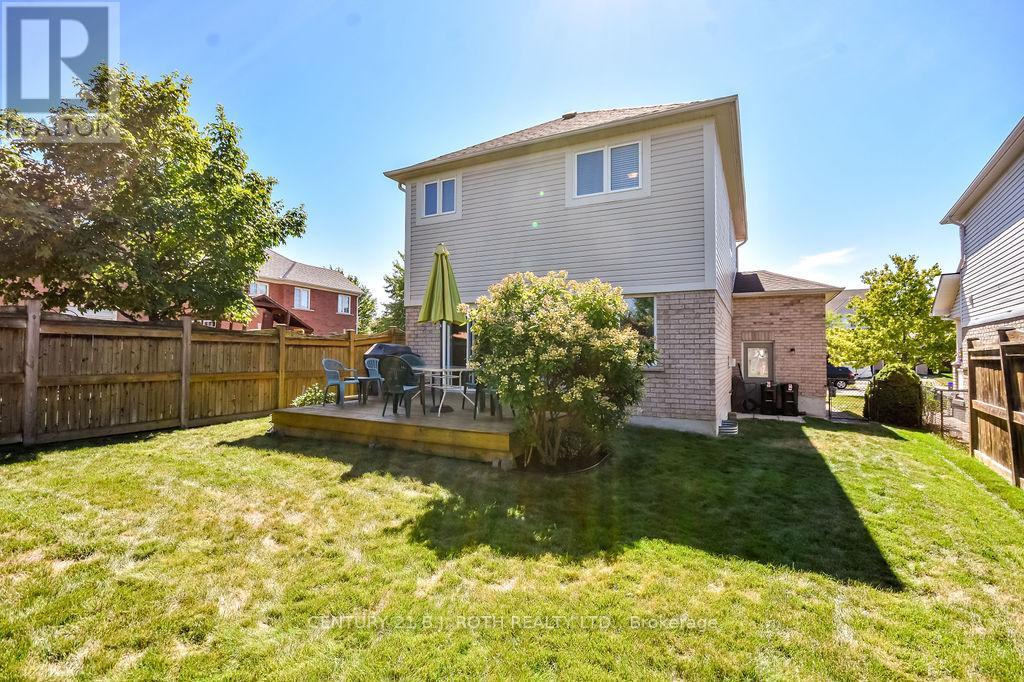 Photo 23 of 5 Stuart Avenue, Barrie ON