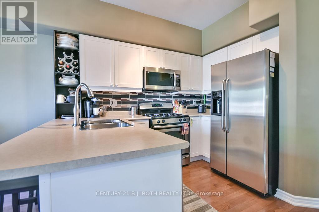 Photo 7 of 5 Stuart Avenue, Barrie ON