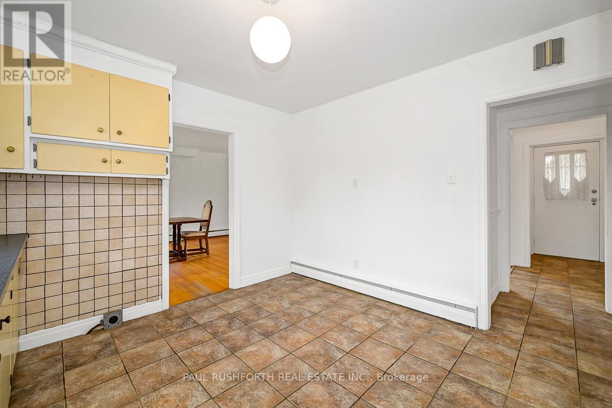 Photo 12 of 66 Lennox Street, Ottawa ON