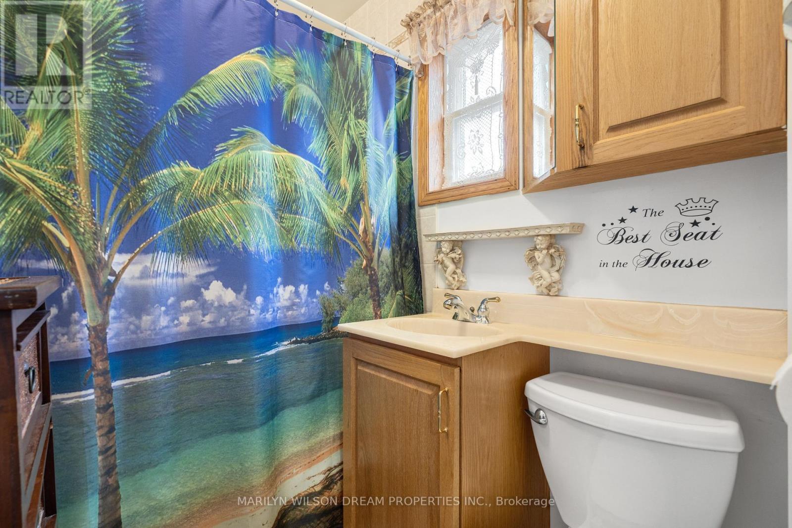Photo 11 of 1252 Dorchester Avenue, Ottawa ON