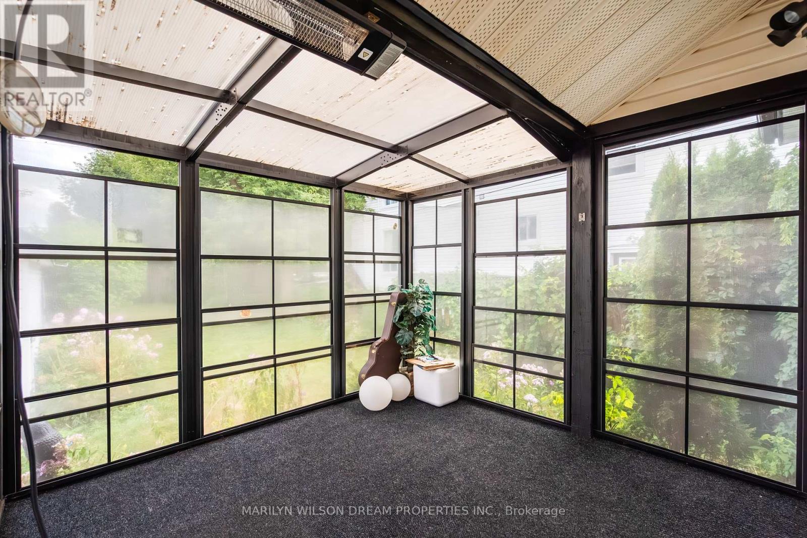 Photo 12 of 1252 Dorchester Avenue, Ottawa ON