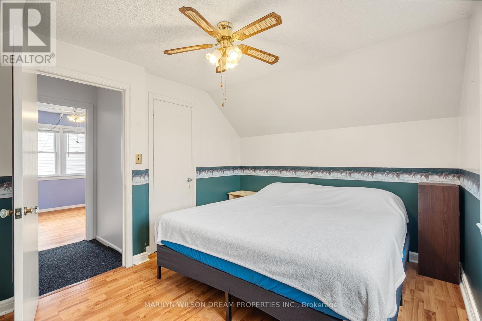 Photo 14 of 1252 Dorchester Avenue, Ottawa ON