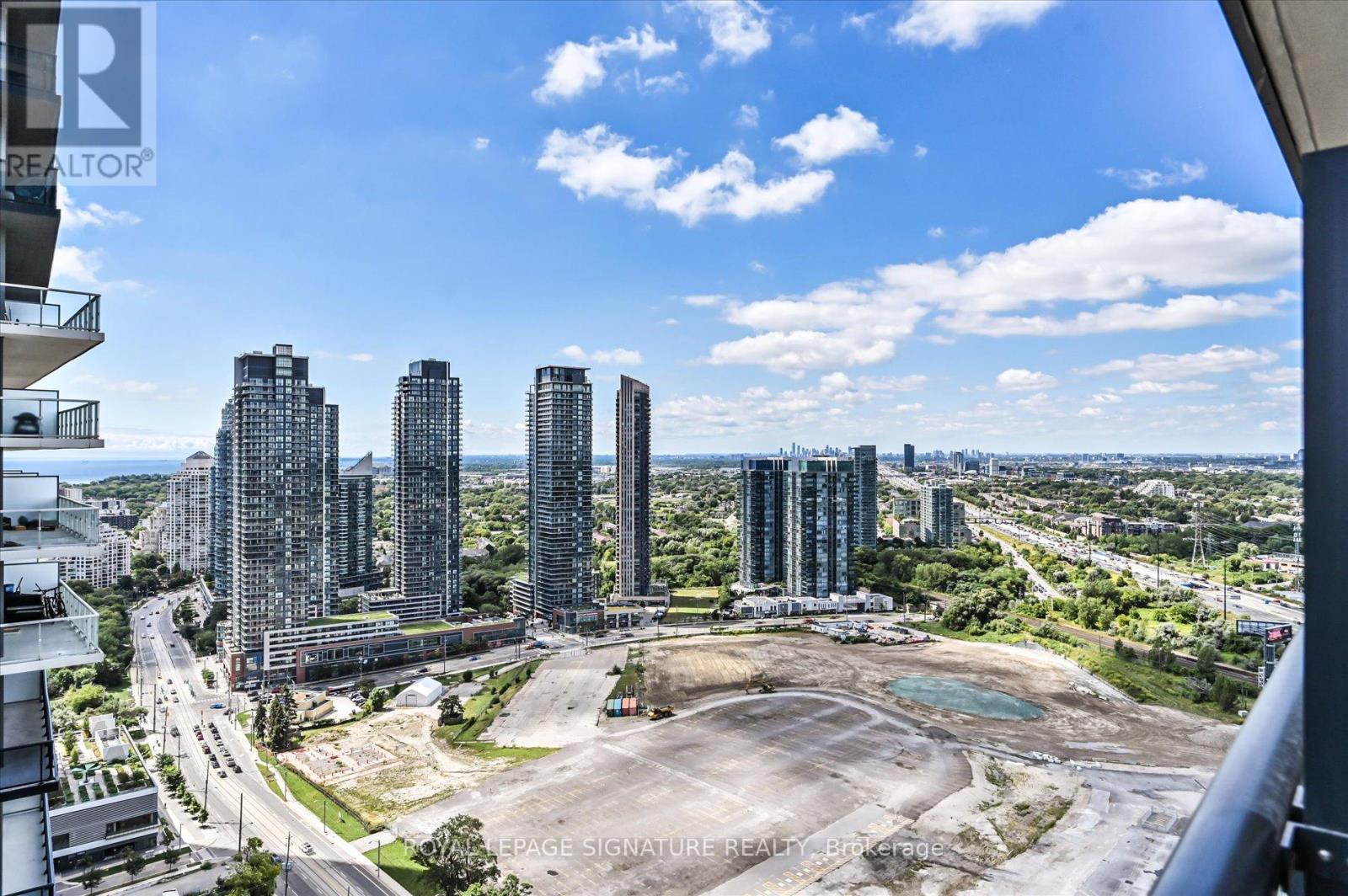 Photo 30 of 3306 38 Annie Craig Drive, Toronto ON