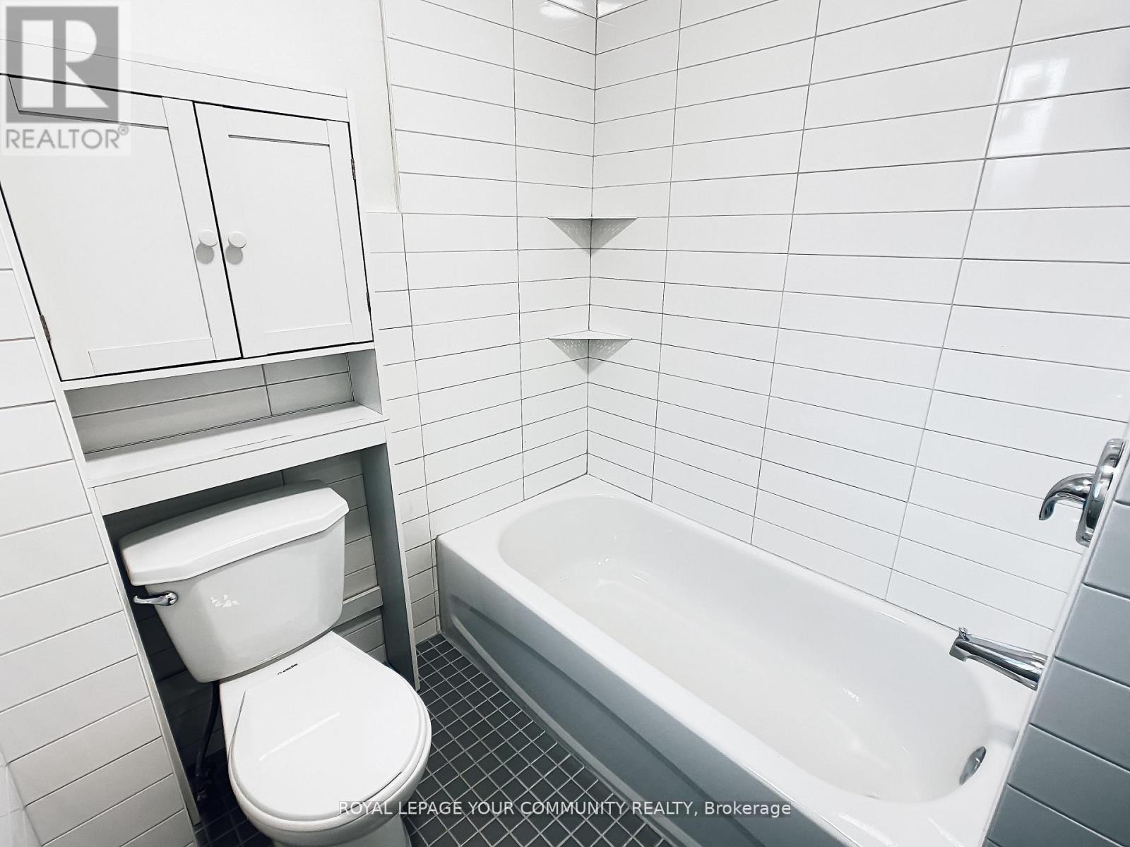 Photo 12 of B Upper 1623 Keele Street, Toronto ON