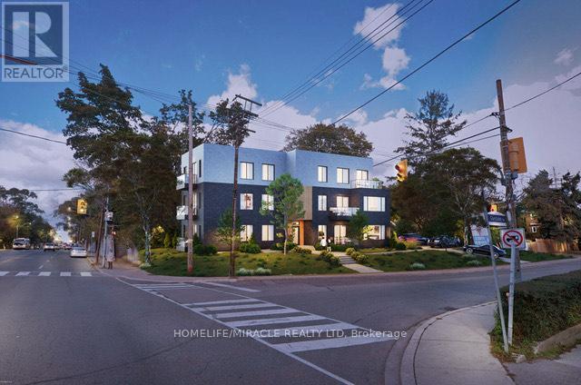 Photo 1 of 2 148 Glenlake Avenue, Toronto ON