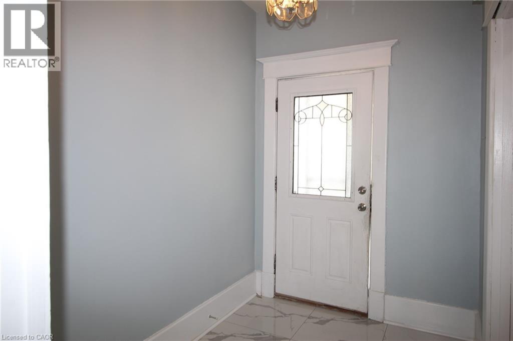 Photo 18 of 701 Wilson Street, Hamilton ON