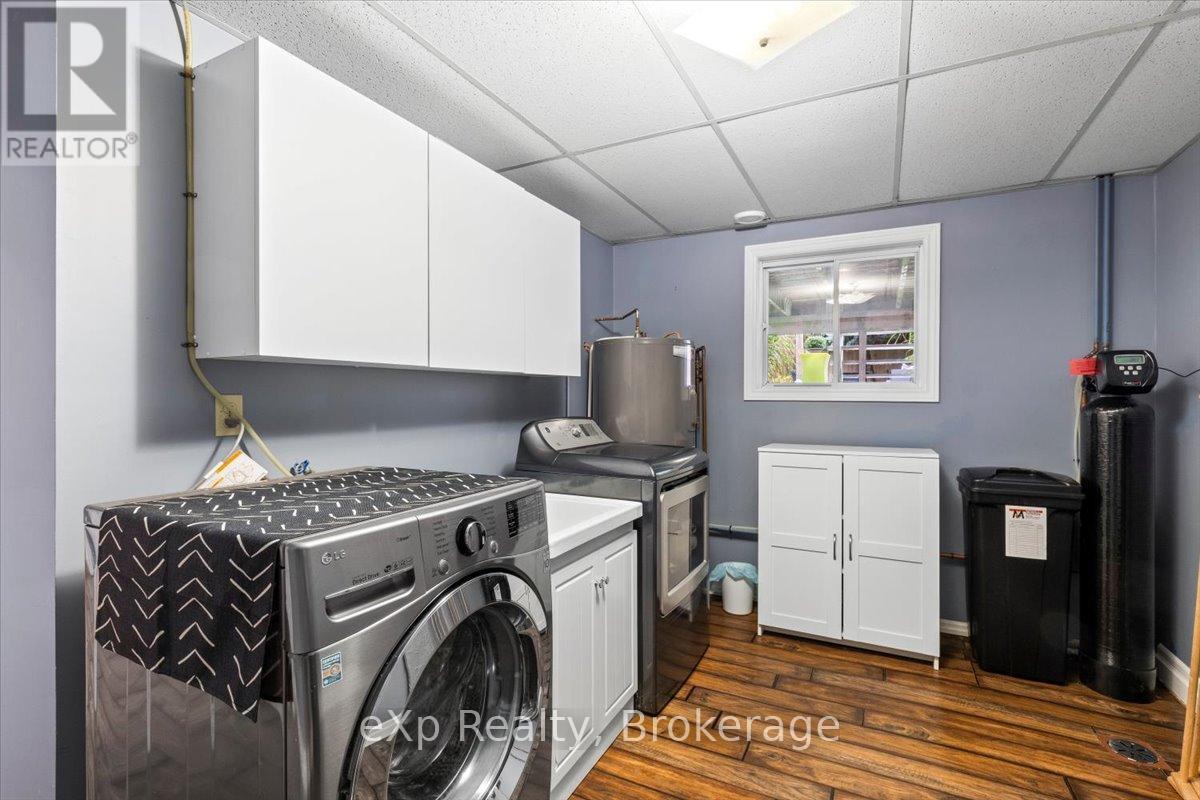 Photo 17 of 40 Arthur Street W, Minto ON