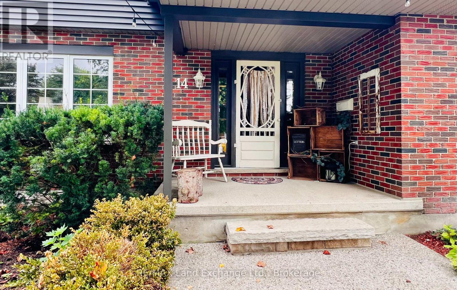 Photo 34 of 14 Mcdonald Street W, North Perth ON