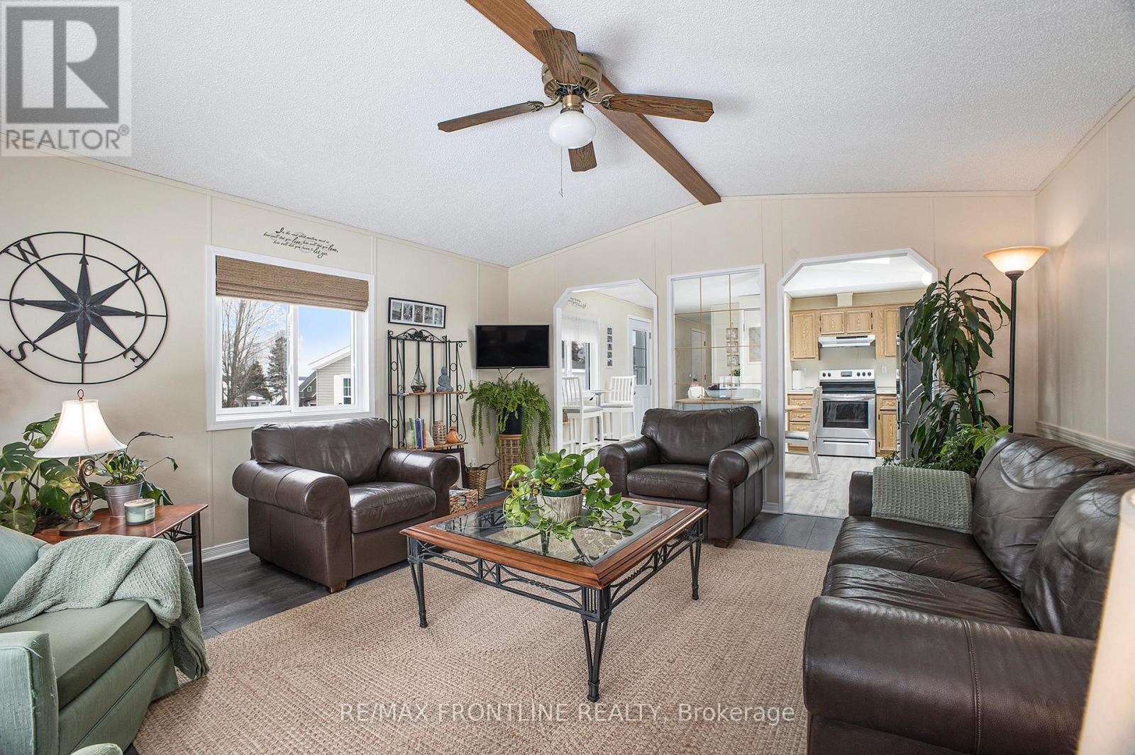 Photo 10 of 261 Hillview Road, Drummond North Elmsley ON