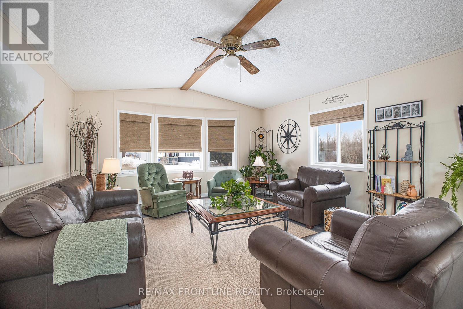 Photo 11 of 261 Hillview Road, Drummond North Elmsley ON