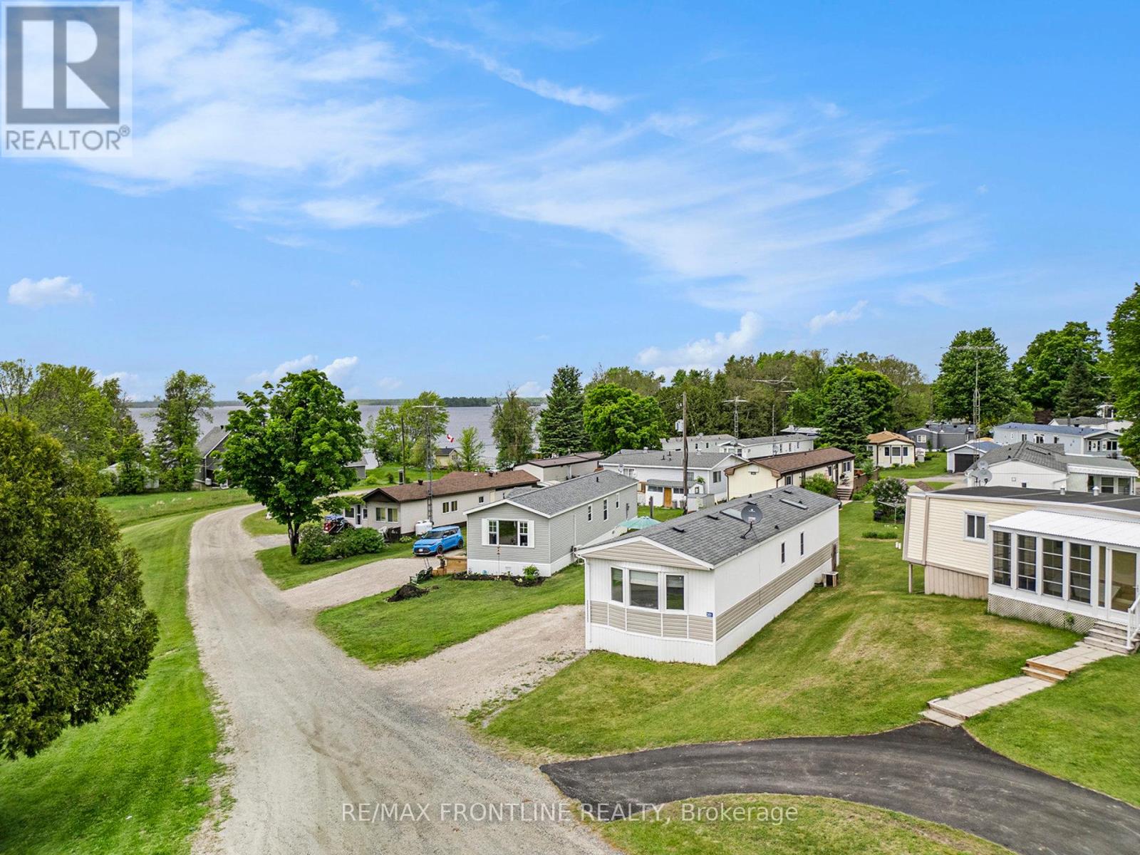 Photo 3 of 261 Hillview Road, Drummond North Elmsley ON