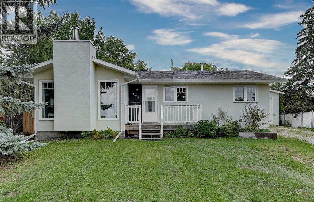 Single Family House Bungalow for Sale in   Street Mountview Grande Prairie 