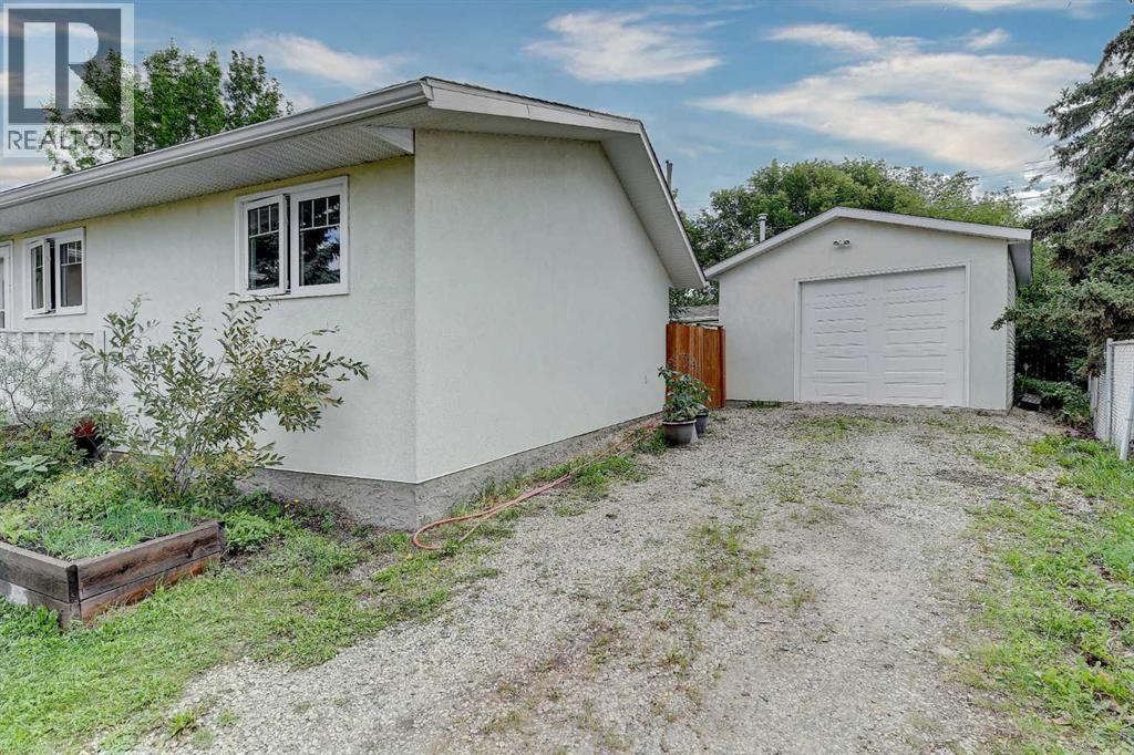 Single Family House Bungalow for Sale in   Street Mountview Grande Prairie 