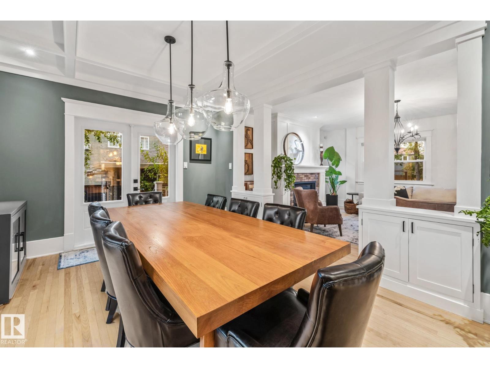 Photo 11 of 12417 103 Av Nw, Edmonton AB