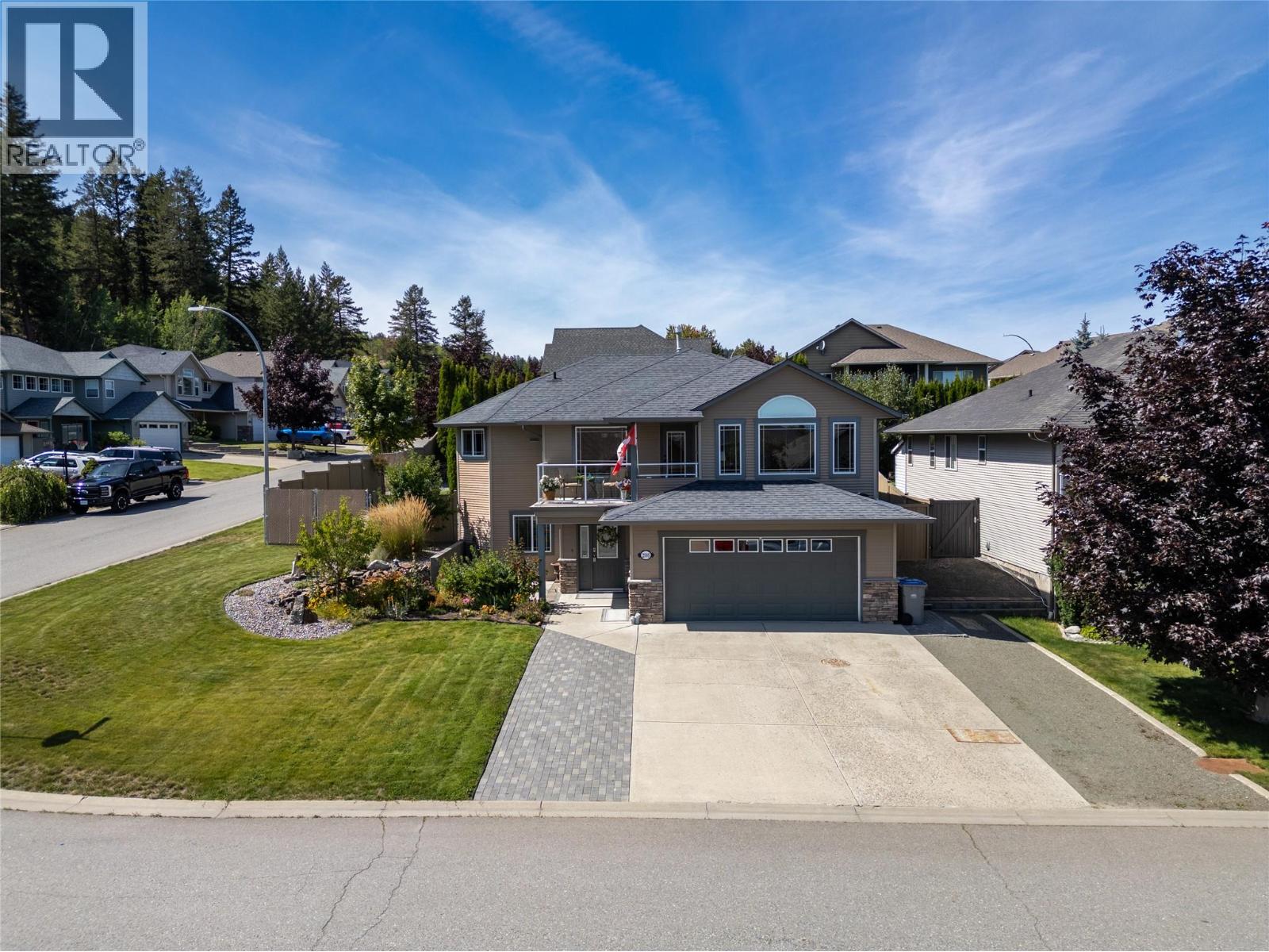 Photo 3 of 2595 Talbot Drive, Kamloops BC
