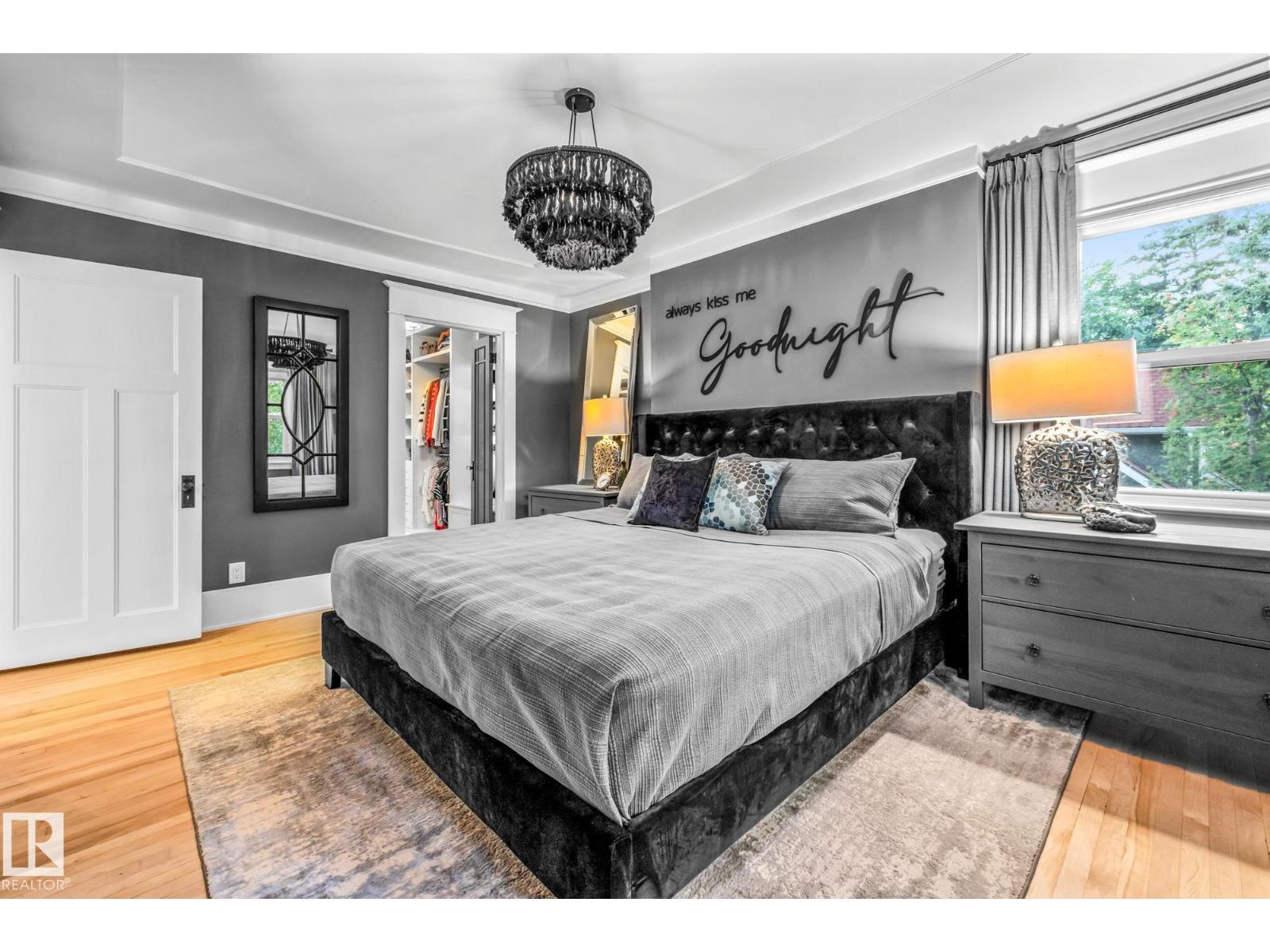 Photo 21 of 12417 103 Av Nw, Edmonton AB