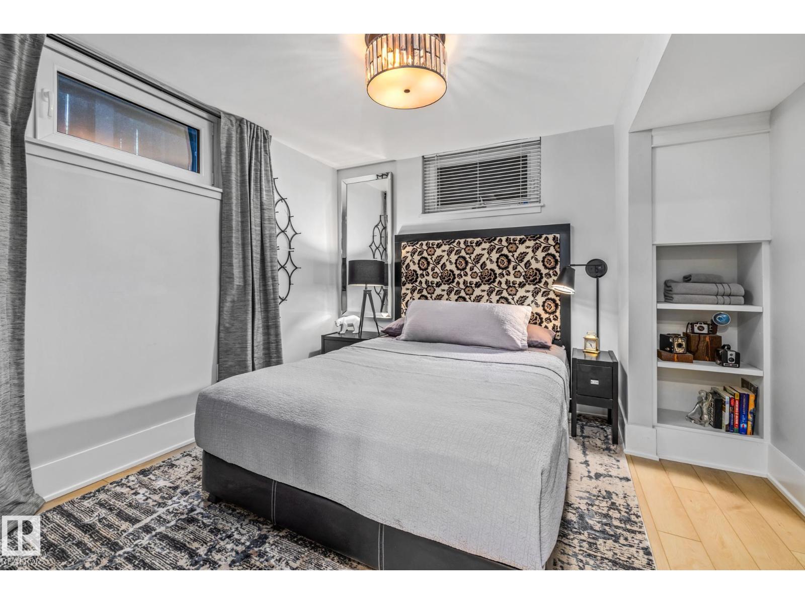 Photo 41 of 12417 103 Av Nw, Edmonton AB